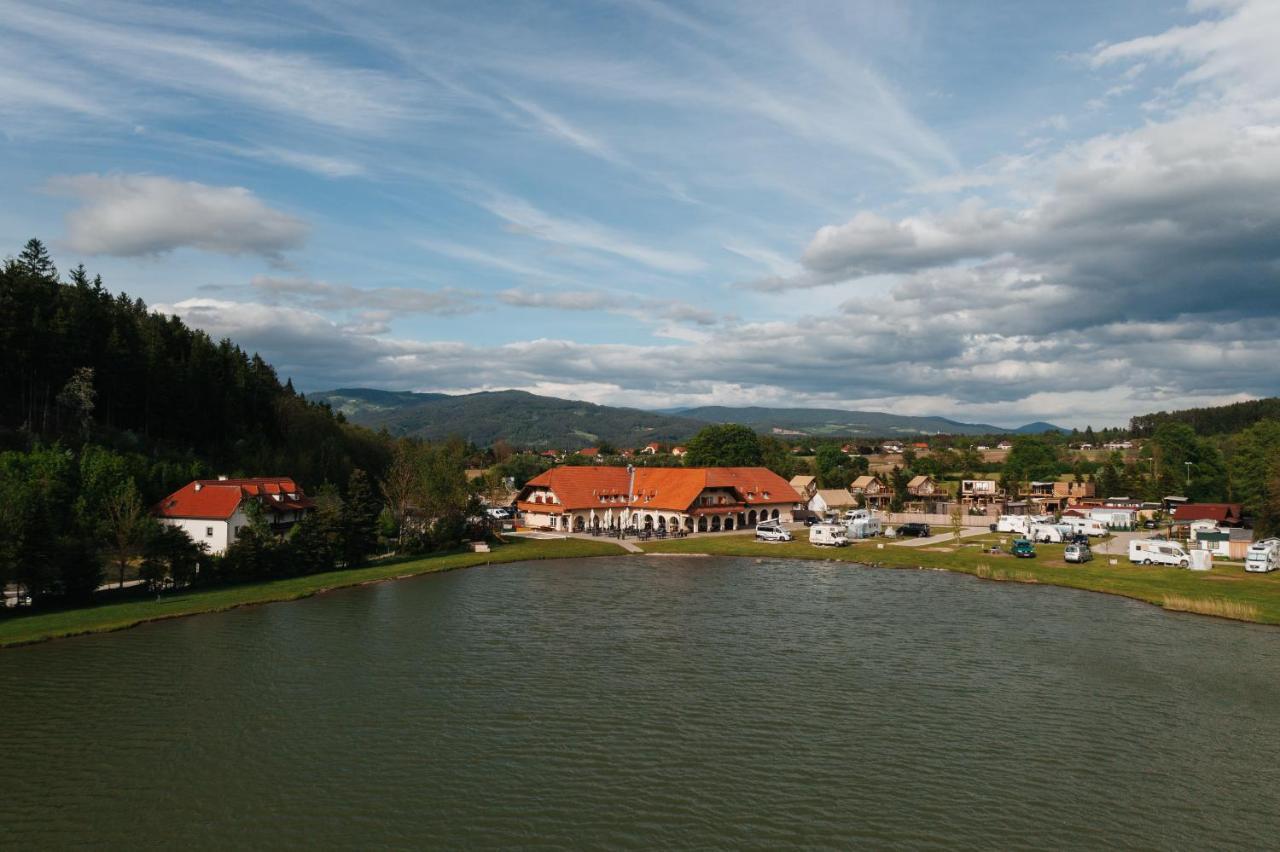 Pension Pirkdorfer See Smihel nad Pliberkom Exteriör bild